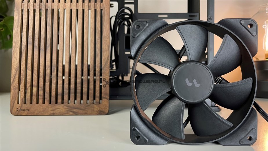 10 lat rynku obudów. Wypiękniały nam te skrzynki