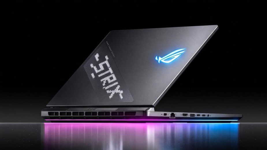 Wysłał laptop za 17 tys. do serwisu ASUS. DHL zutylizował paczkę, sprzęt zniknął