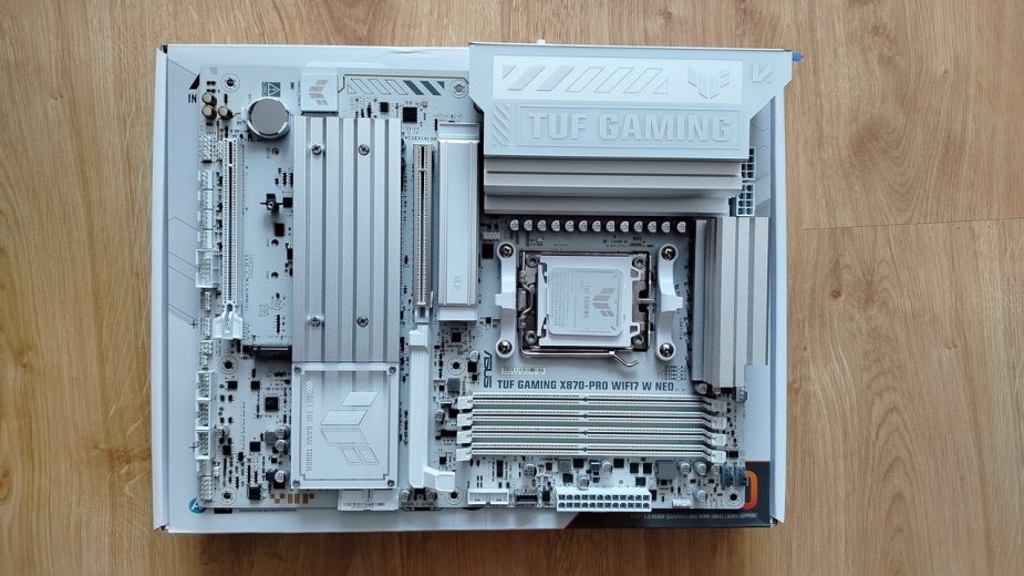 Test ASUS TUF GAMING X870-PRO WIFI7 W NEO. Biała płyta o dużych możliwościach