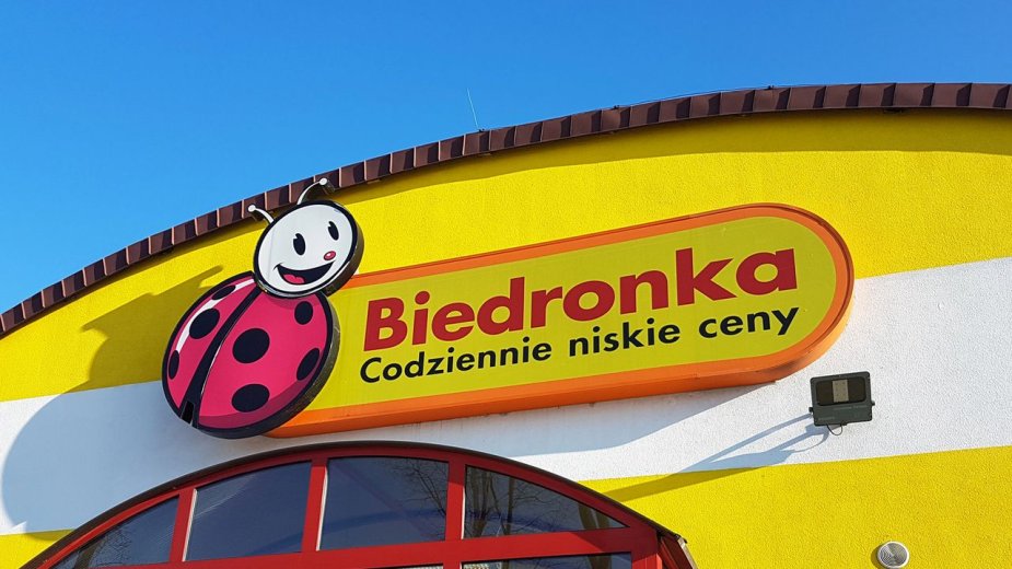 Gdyby Biedronka nie dała tej promki serio, myślałbym, że trolluje. Za 79,90 zł zejdzie na pniu
