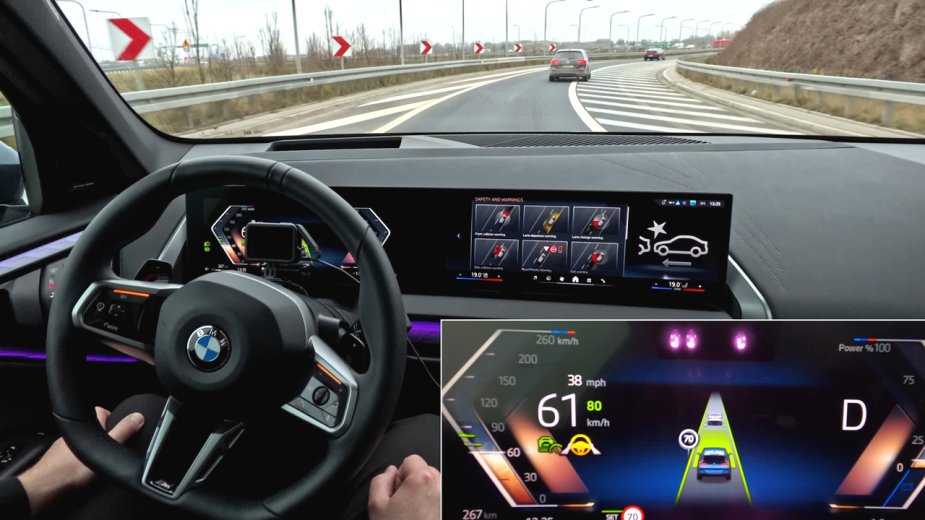 Jak BMW X3 jeździ autonomicznie w korkach i na autostradzie? Test praktyczny