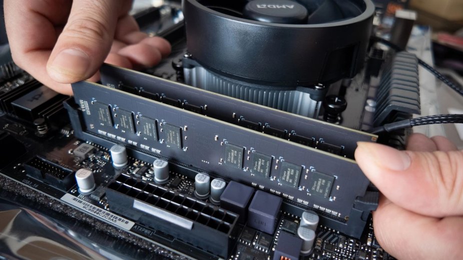 Myśleliście, że ceny RAM-u zaraz spadną? SK hynix ma złe wieści