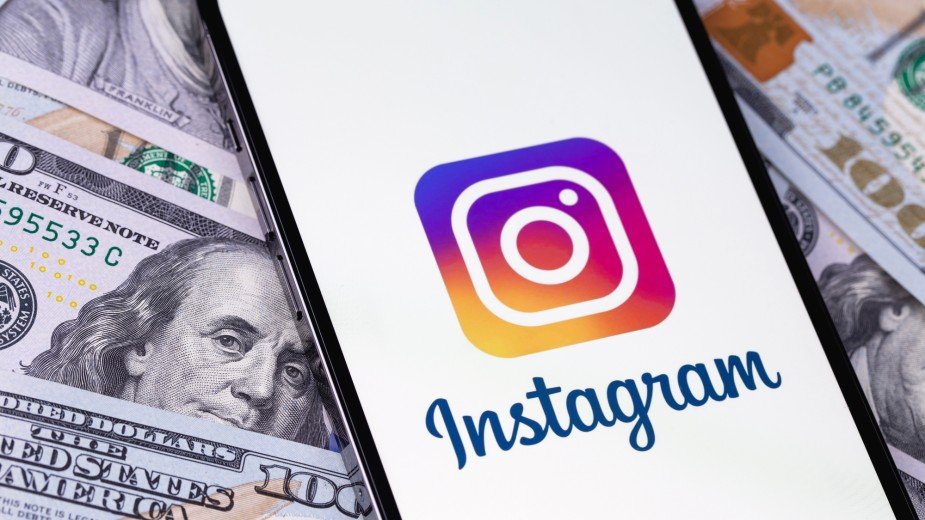 Chwalił się gotówką na Instagramie. Teraz spędzi 9 lat za kratami