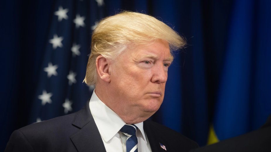 Trumpowi nie podoba się nazwa AI. Chce ją zmienić
