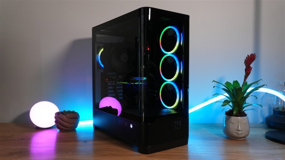 Fishtank polskiej marki. Test Endorfy Aquarius 8000 Corona