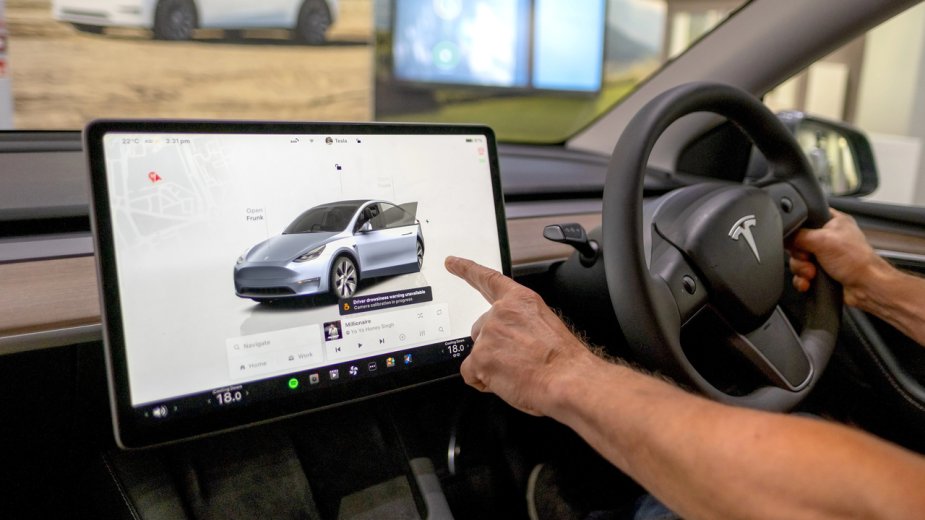 Koniec z tabletami w samochodach? Nadchodzi ważna zmiana