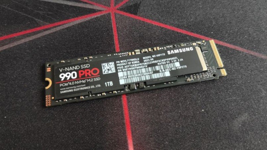 Fałszywe Samsungi 990 Pro trafiają do Europy. Jedna rzecz zdradza podróbkę od razu