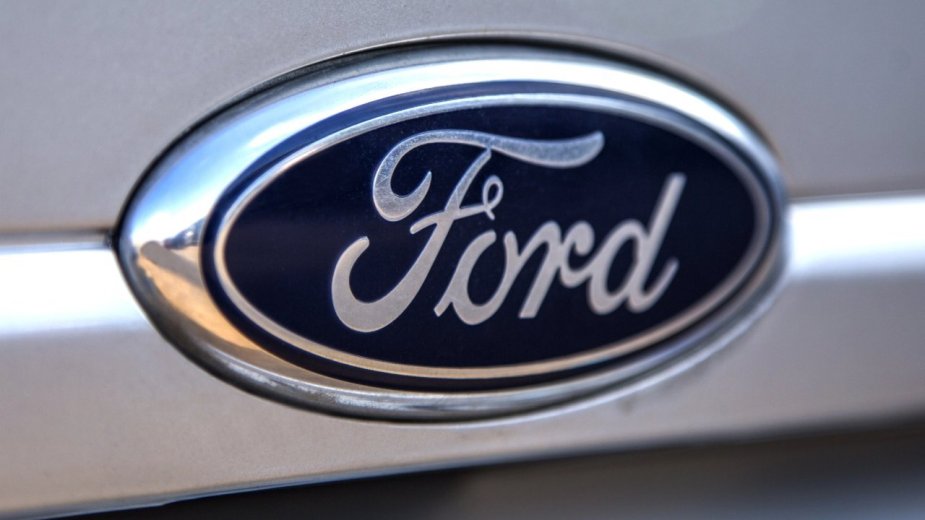 Ford zwolnił ludzi dla AI. Teraz się ocknął i zatrudnia ich z powrotem