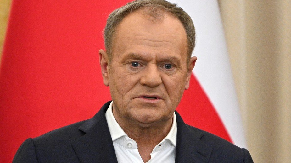 Tusk odkrywa karty. Foxconn wejdzie za Intela w fabrykę półprzewodników