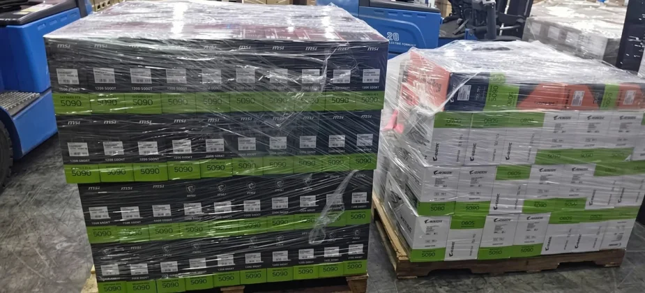 Fatalne wieści dla graczy - palety z GeForce RTX 5090 trafiły nie tam gdzie chcemy