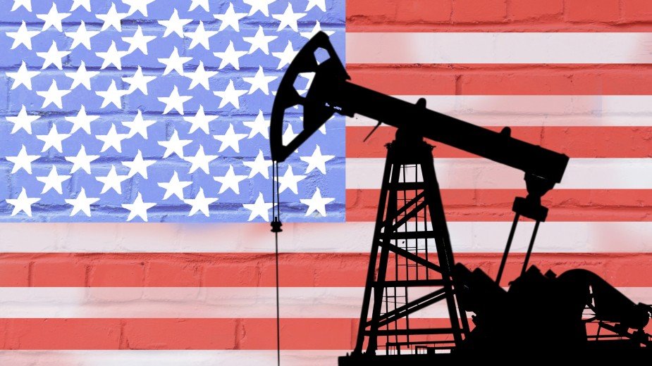 Giganci paliwowi mieli hamować transformację energetyczną. Rusza głośny proces