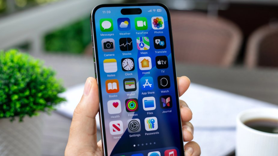 Dwa ruchy palcem i iPhone przestaje działać. iOS 27 zalicza dziwną wpadkę