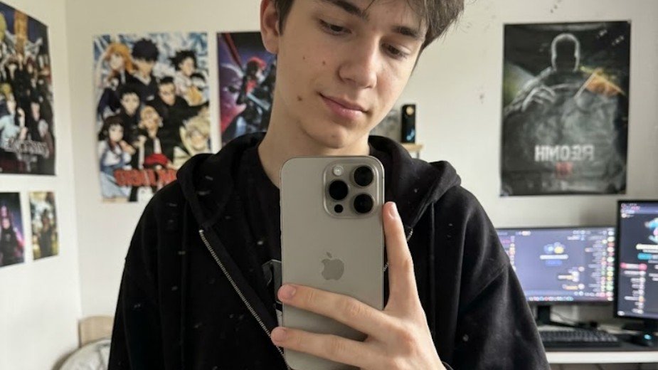 Użytkownicy iPhone'a będą kiwać głową do kamery. Jest w tym logika