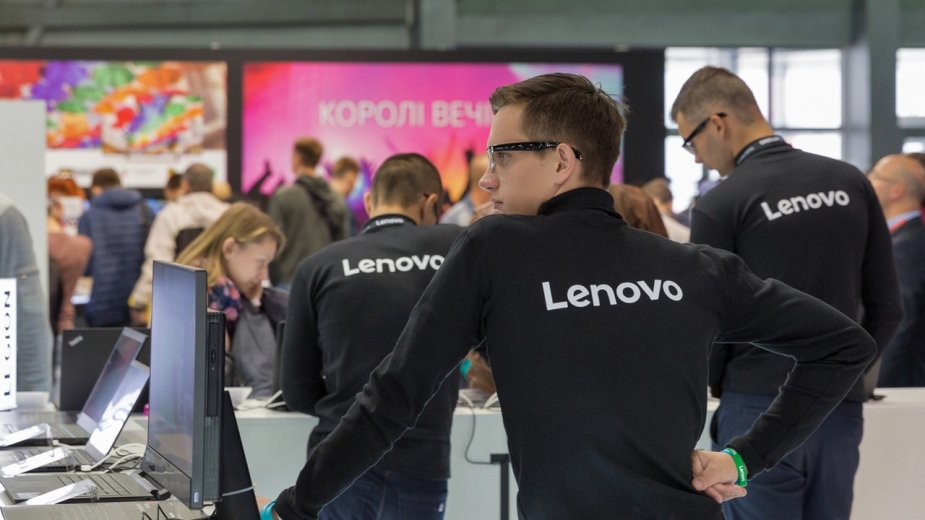 Lenovo rośnie choć wszyscy mają problemy. Laptopy w natarciu