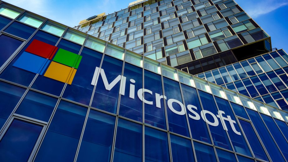 Microsoft wprowadzał miliony użytkowników w błąd. Firmie grozi ogromna kara