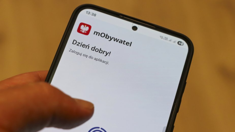 Ministerstwo wydało pilny komunikat. Chodzi o mObywatela i oszustów