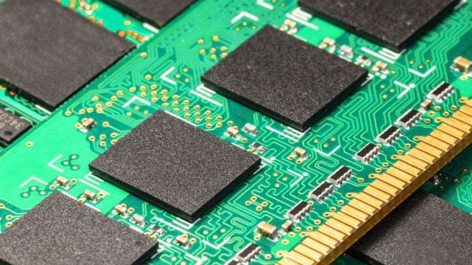 8 GB RAM wraca jako standard w laptopach. Niedobór pamięci zmienia rynek