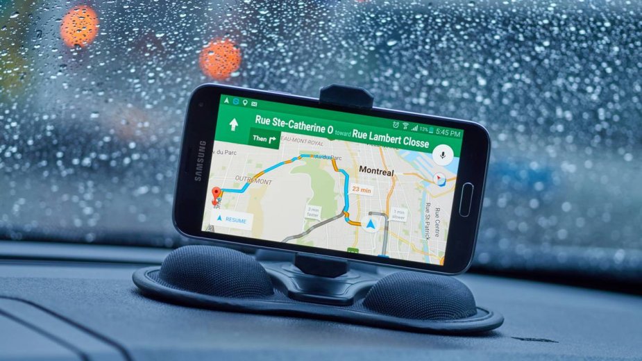 Mapy Google dostają dostęp do kluczowych danych dla kierowców. Musk się ugiął