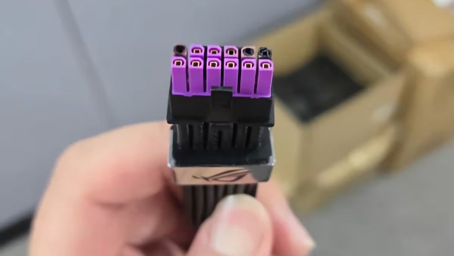 NVIDIA nie dała rady, zrobił to internauta. Darmowe narzędzie chroni złącza 12VHPWR