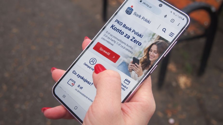 Samsung dorzuci ci PKO BP do telefonu. Na pocieszenie możesz zgarnąć 1000 zł