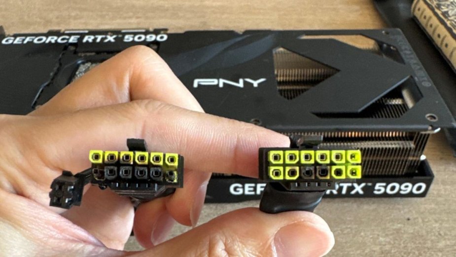 RTX 5090 stopił złącze w spoczynku. Producent znalazł winnego: kabel
