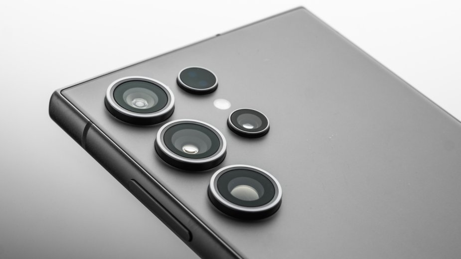 Samsung znów popisał się aktualizacją: 95% baterii znikna w 5 godzin