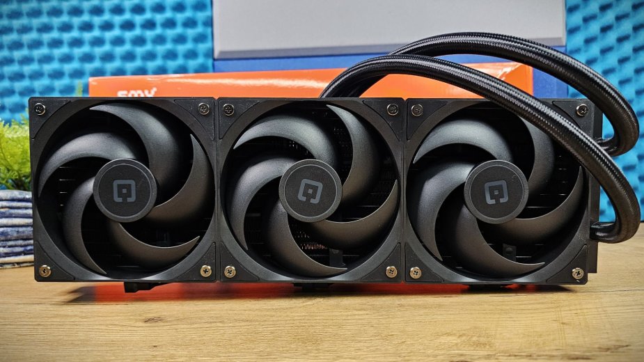 Test SMX Hayate 360. Budżetowe AiO za 379 zł, które chłodzi jak high-end! 