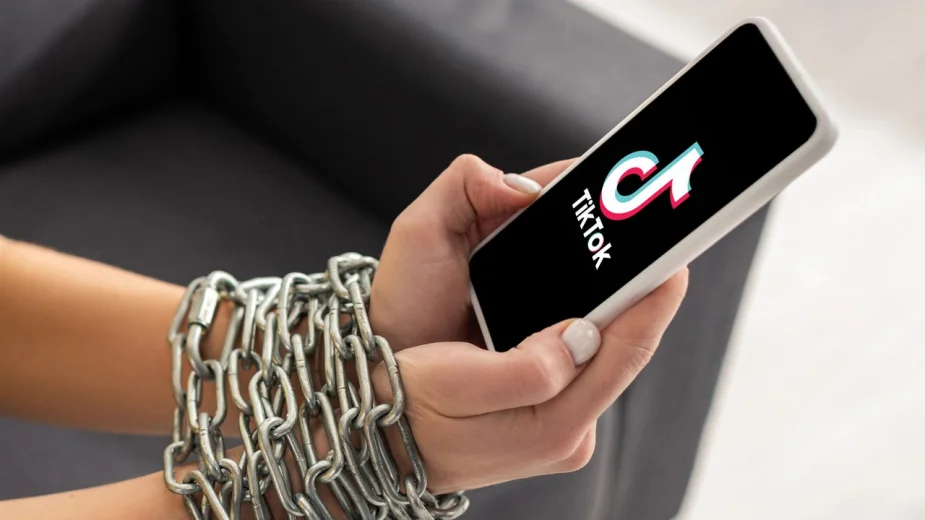 TikTok w Unii zacznie działać inaczej. Komisja Europejska zablokuje nieskończone scrollowanie