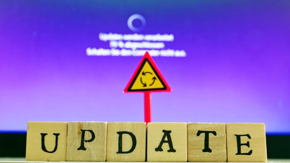 Windows dostaje pilną poprawkę poprawki. Microsoft wywołał chaos na serwerach