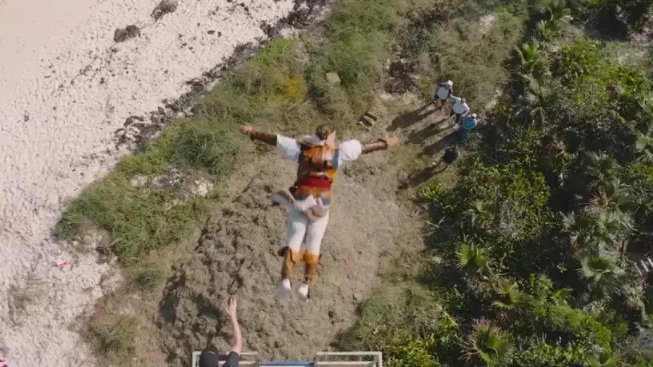 Wykonał skok wiary z Assassin's Creed. To wygląda jak scena z gry