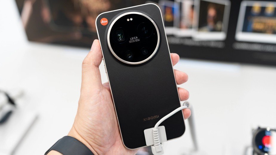Xiaomi chciało stworzyć telefon bestię. Tyle że ktoś policzył cenę