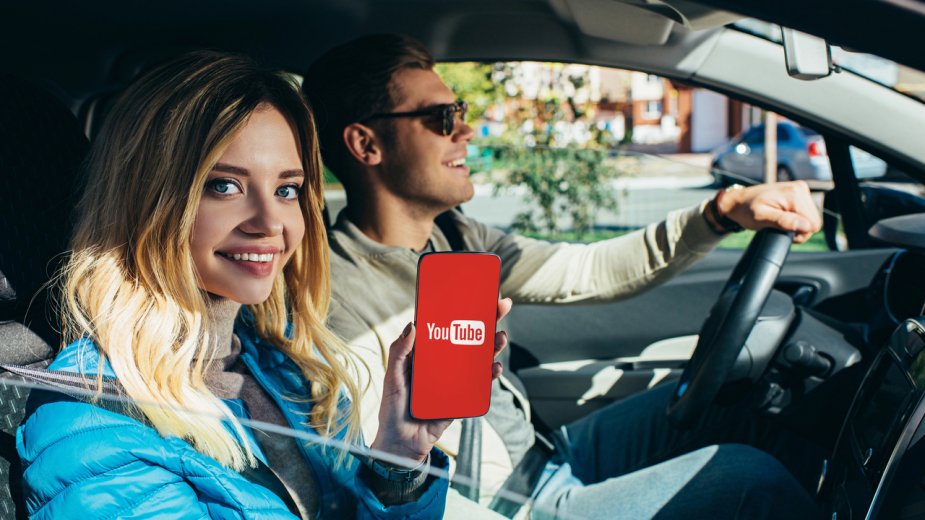 YouTube trafił na Android Auto. Jest jednak pewien haczyk
