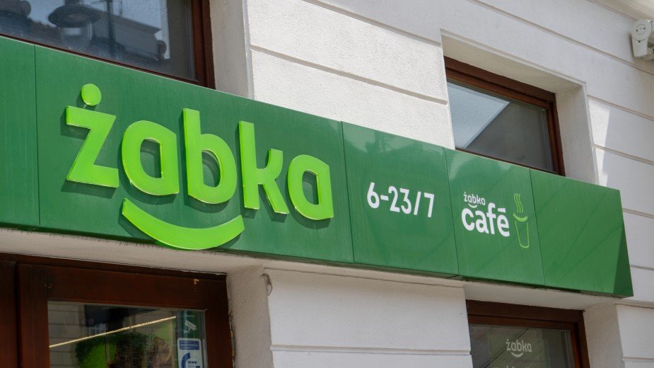 Żabka zaatakowana przez hakerów. Dane polskiej sieci do kupienia za grosze