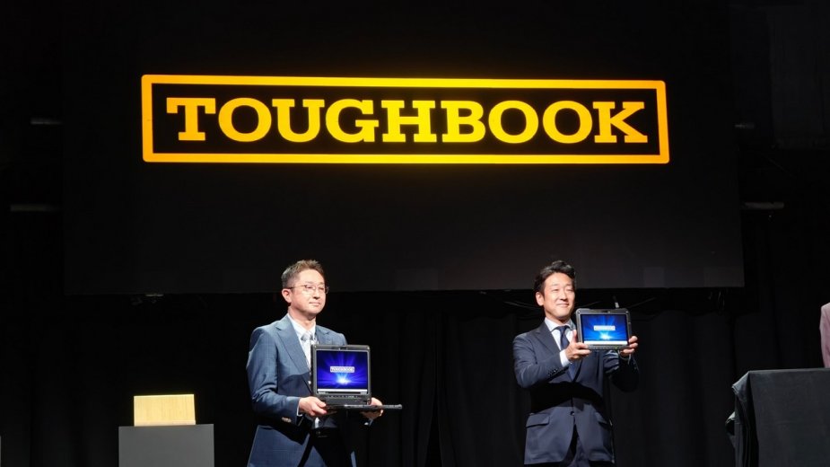 Spadnie z 1,5 metra a i tak będzie dalej działać. Oto nowe TOUGHBOOK od Panasonic