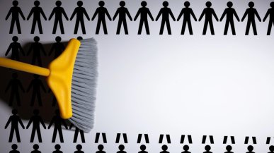 153 000 zwolnionych w ciągu miesiąca przez AI. W USA idą na rekord