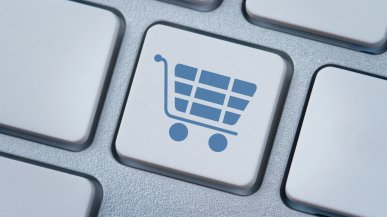 AI uzależnia od zakupów? Popularne platformy na celowniku