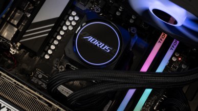 Test GIGABYTE AORUS PRIME 5 AP551 z R7 9800X3D i RTX 5080. Stylowy i wydajny komputer