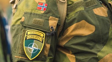 Chińskie samochody nagrywały żołnierzy NATO. Zarejestrowały nawet tajne kody