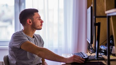 Desktopy nie składają broni. Raport o rynku komputerów stacjonarnych