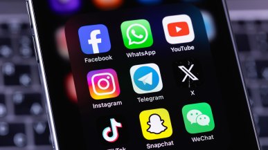 Facebook i Instagram zmieniają się w platformy zakupowe. Nowe funkcje dla twórców