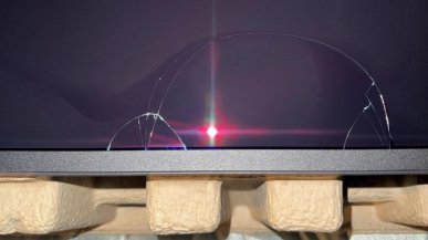 Flagowy monitor OLED dociera uszkodzony bo ASUS oszczędza na pudełku?
