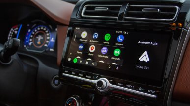 Google naprawia bolączkę Android Auto. Sprawdź nowości