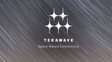 Internet z kosmosu to przyszłość. Jeff Bezos wypowiada wojnę Starlinkowi