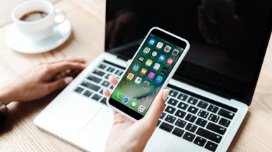 iPhone ma problemy po aktualizacji. Bateria pada, aplikacje się zawieszają