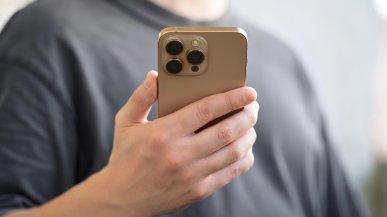 iPhone puchnie w trakcie lotu samolotem? Co się dzieje