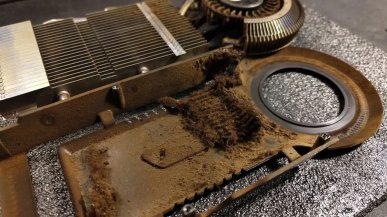 Youtuber ratuje przypadek beznadziejny. Tak wygląda karta graficzna palacza