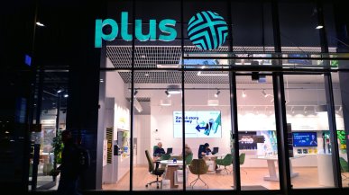 Klienci Plusa tracili pieniądze. UOKiK bierze na celownik praktyki operatora