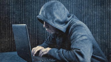Klonują głosy, tworzą fałszywe wideo i kradną miliardy. FBI po raz pierwszy policzyło straty z AI