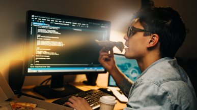 Kod stworzony przez AI zawiera gorsze błędy niż oprogramowanie stworzone przez ludzi