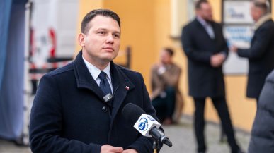 Kolejny wyciek w partii Mentzena. Do sieci trafiły dane członków i nieletnich sympatyków